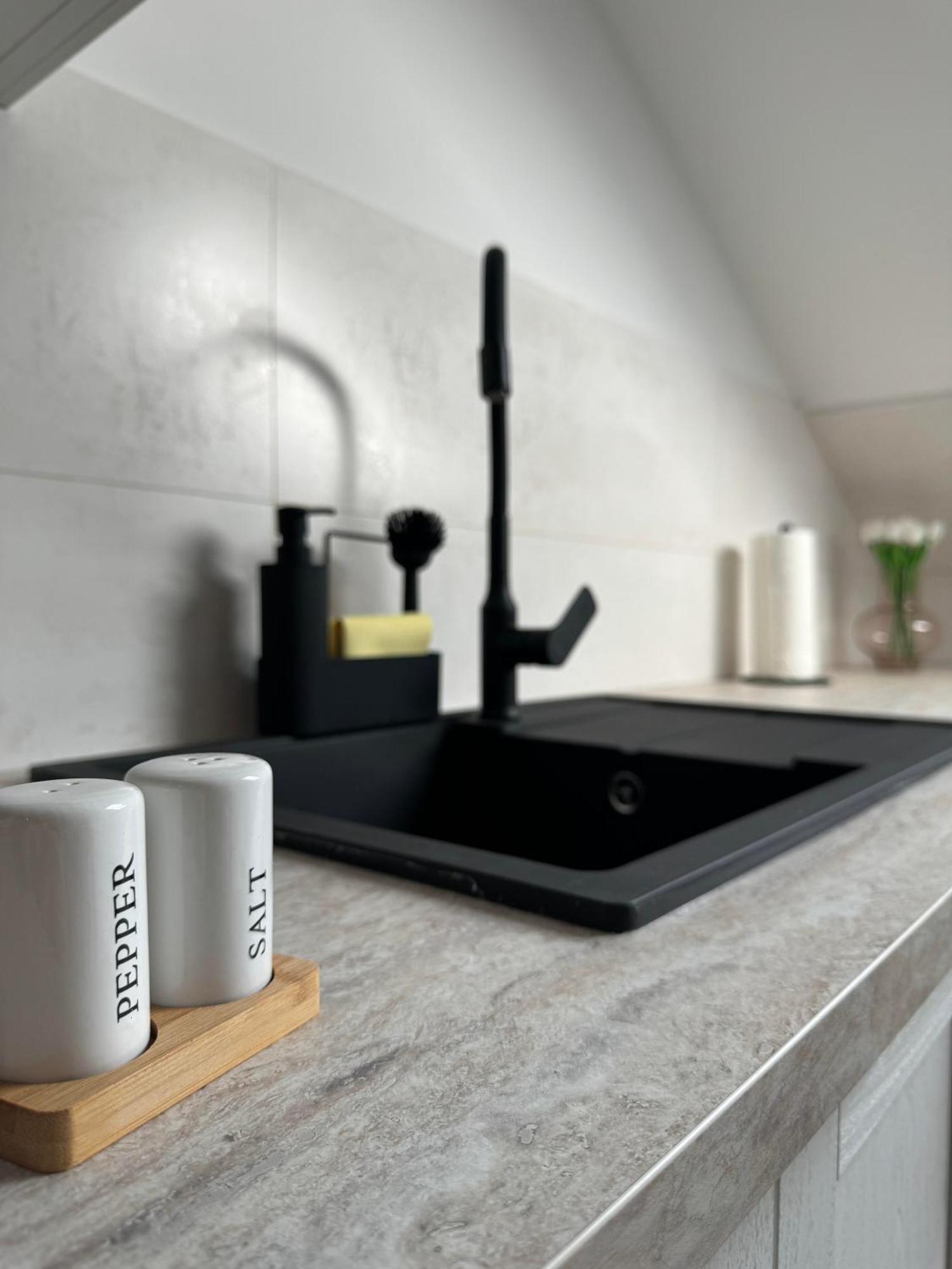 Apartman Tony Deluxe Near Zagreb Airport เวลิคาโกริตซา ภายนอก รูปภาพ