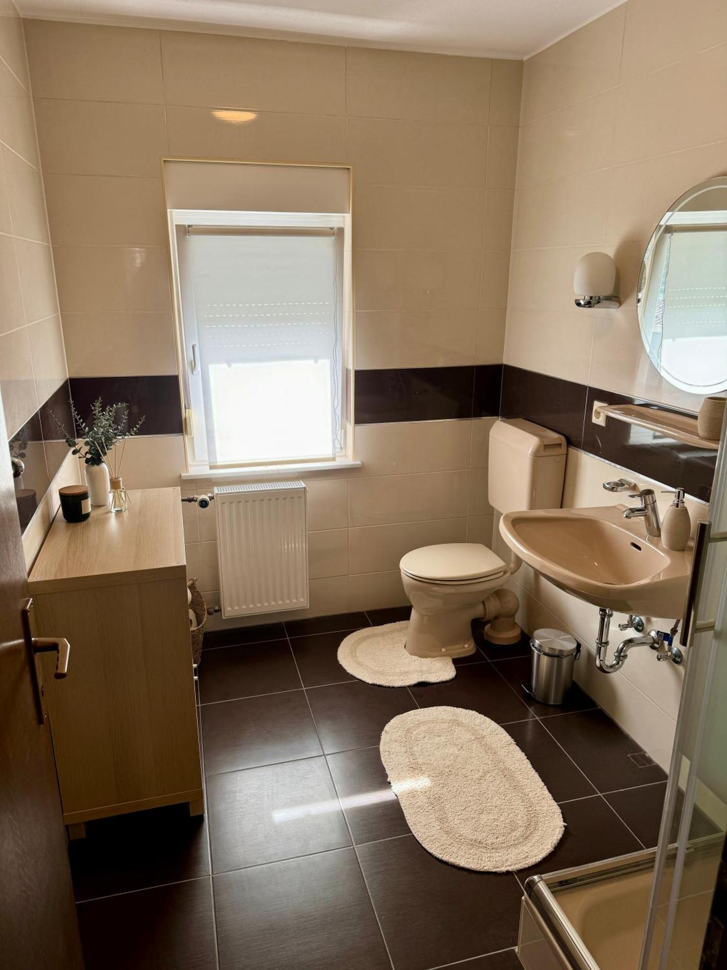 Apartman Tony Deluxe Near Zagreb Airport เวลิคาโกริตซา ภายนอก รูปภาพ